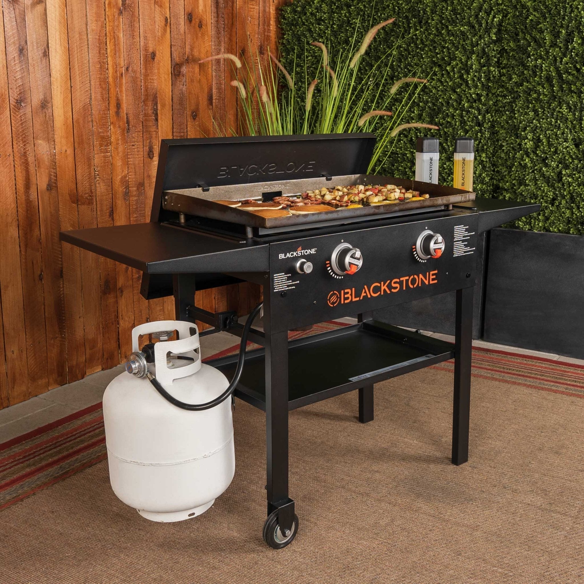 28" Griddle with Hard Cover Bundle