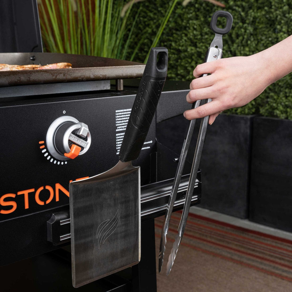 28" Griddle with Hood and Front Shelf