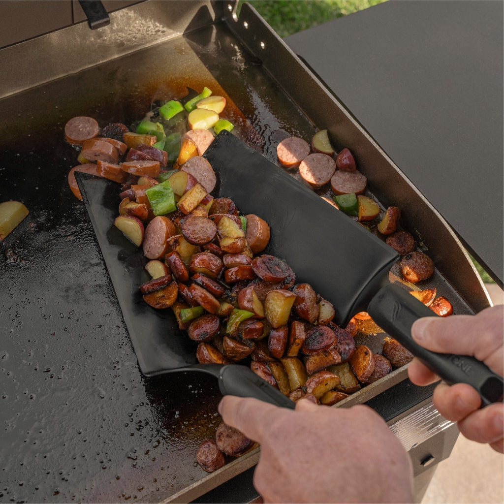 Exclusive - 28" Omnivore Griddle with Hard Cover Bundle