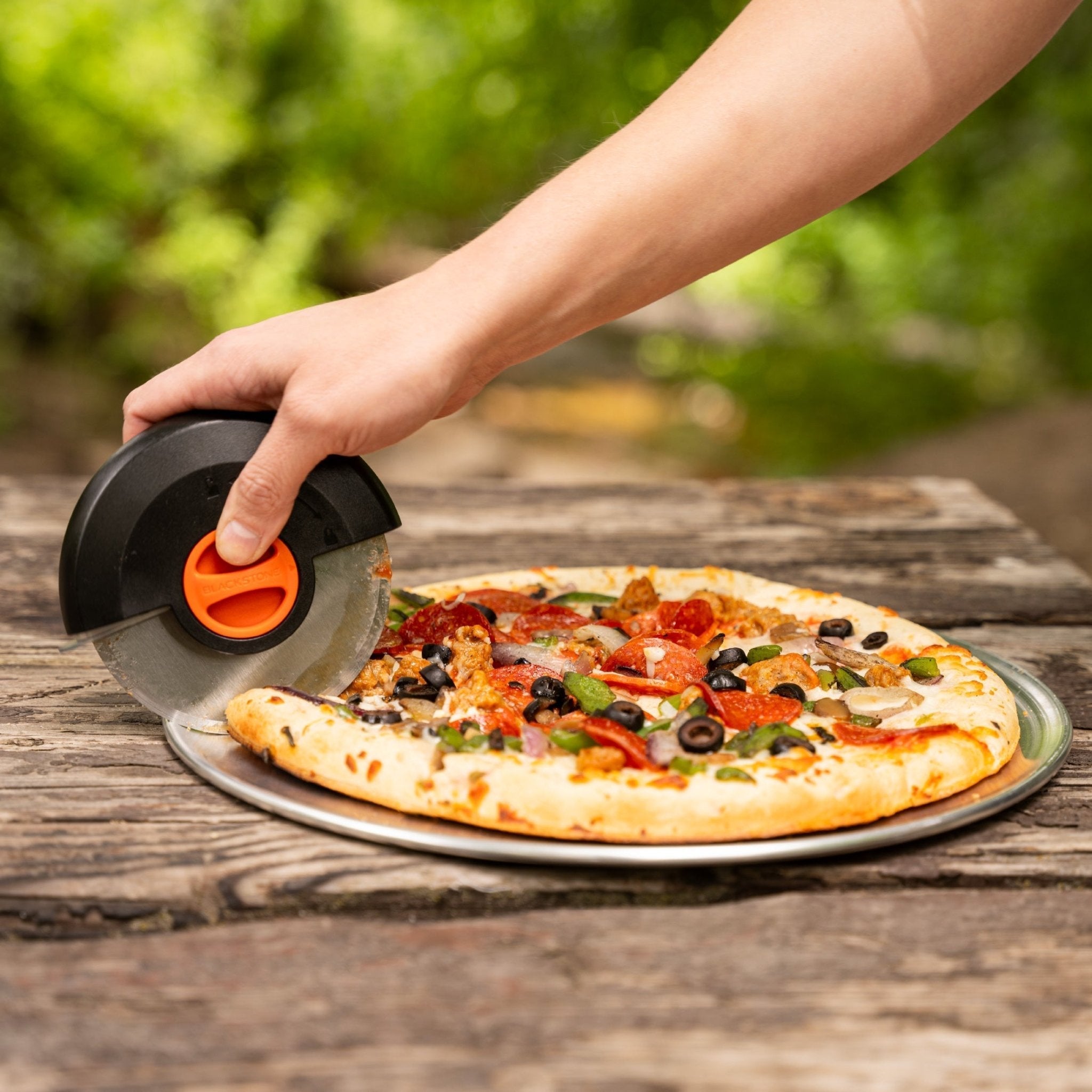 Palm Pizza Cutter